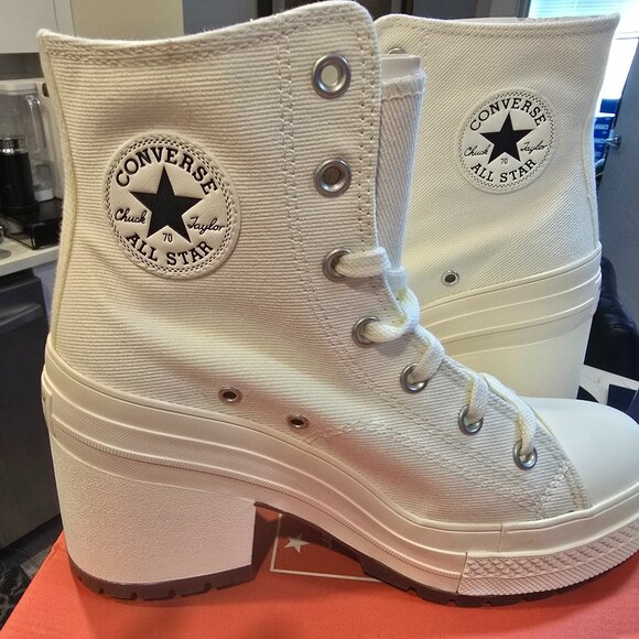 Converse Chuck 70 De Luxe Heel Shoe White Chunky Platform Women 9 A05348C New - Picture 1 of 11